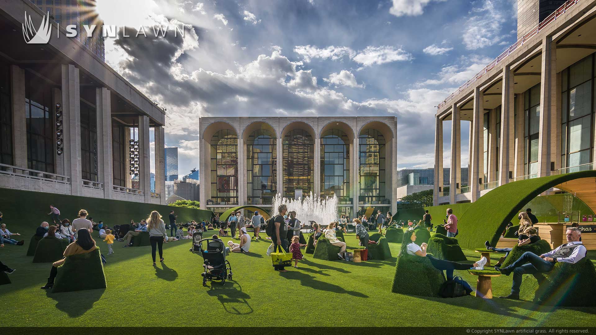 image of SYNLawn artificial grass at the Lincoln Center New York
