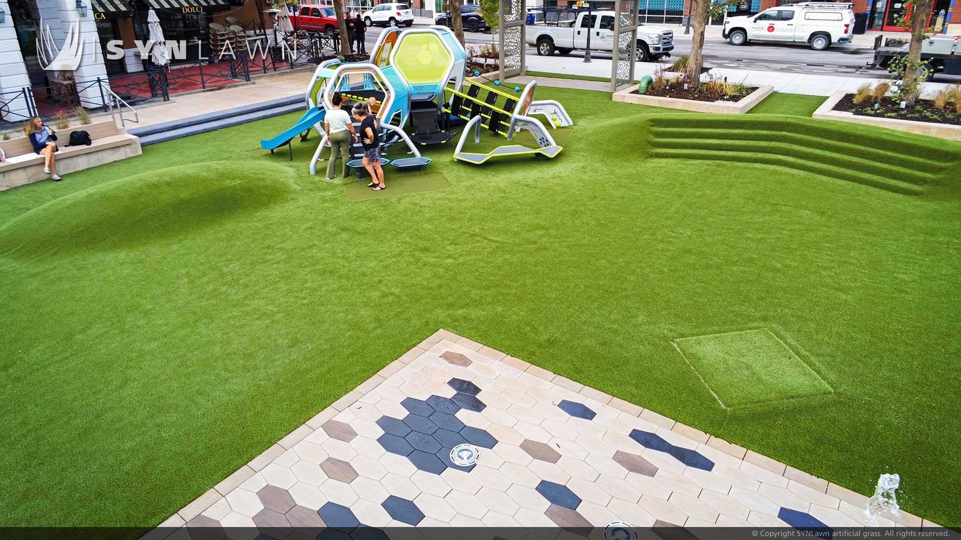 image of SYNLawn artificial grass at Zona Rosa Shopping Center Kansas City Missouri